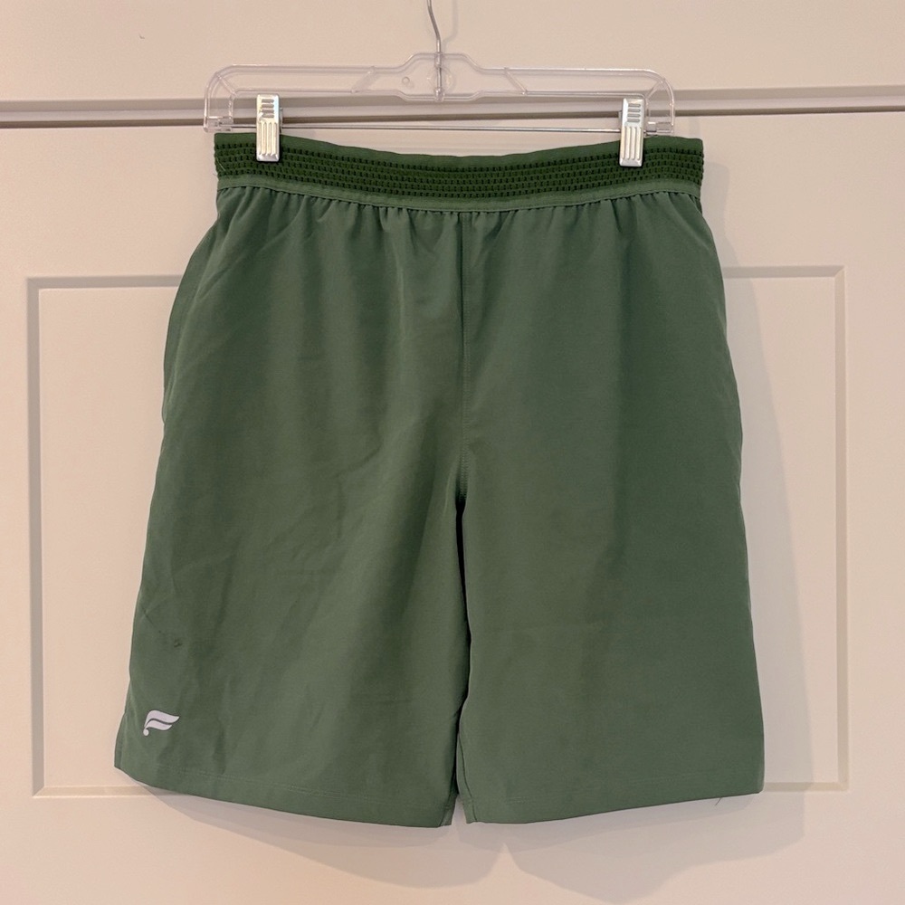 Fabletics Fundamental Shorts Dark Green